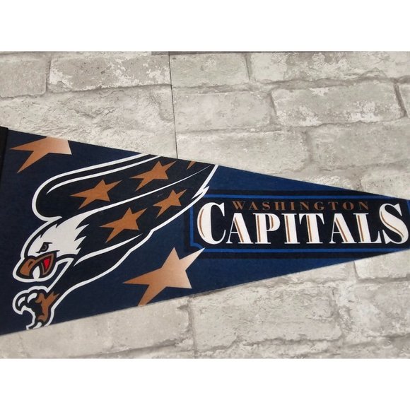 Washington Capitals WAS 1997 NHL Reverse-Retro Premium Felt Collectors PENNANT‎ - Picture 3 of 8